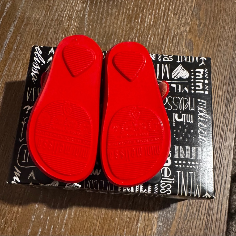 Mini Melissa Vibrant Red Baby Shoes